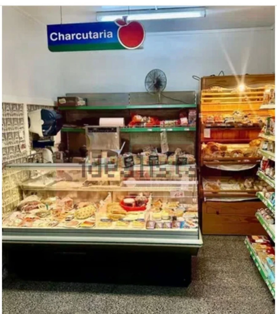 Loja para Arrendamento em Ramada e Caneças Foto 8