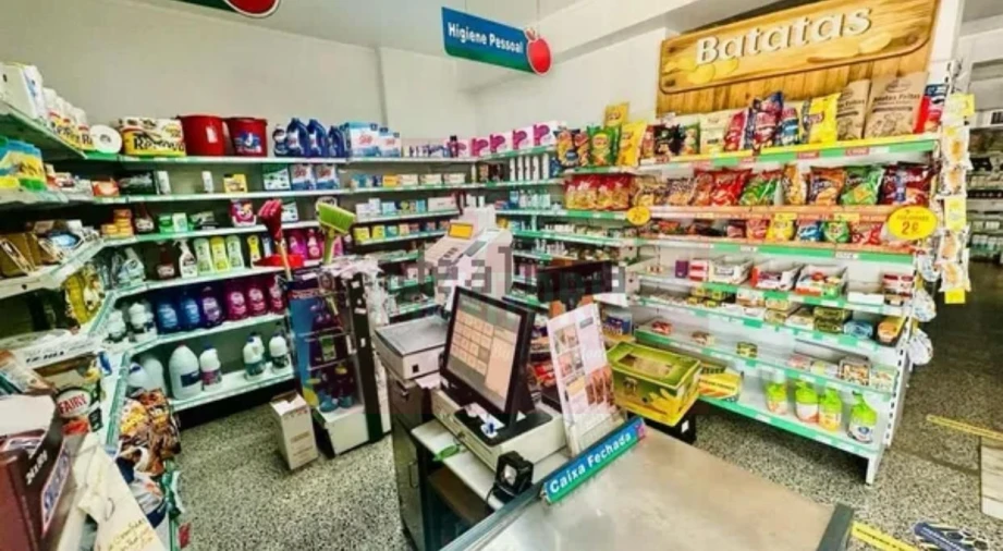 Loja para Arrendamento em Ramada e Caneças Foto 2