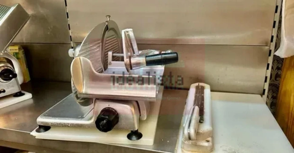 Loja para Arrendamento em Ramada e Caneças Foto 14