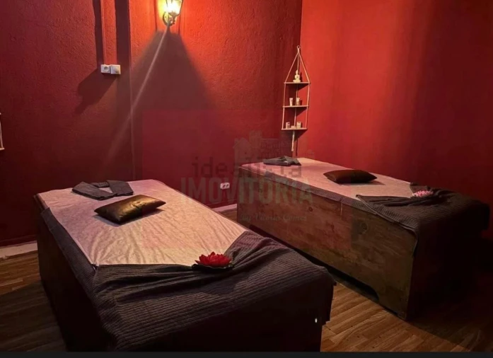 Loja para Trespasse em Santo António Foto 9