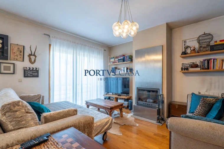 Moradia T3 para Venda em Nogueira e Silva Escura Foto 3