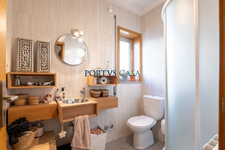 Moradia T3 para Venda em Nogueira e Silva Escura Foto 9