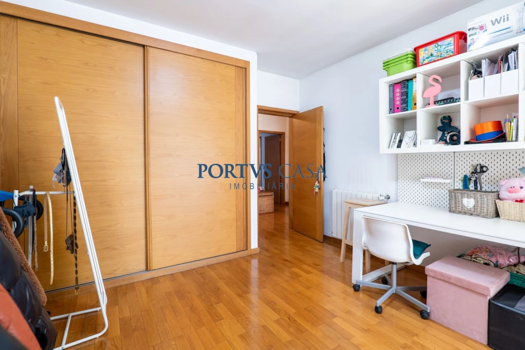 Moradia T3 para Venda em Nogueira e Silva Escura Foto 24