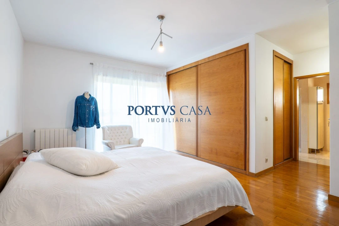 Moradia T3 para Venda em Nogueira e Silva Escura Foto 32