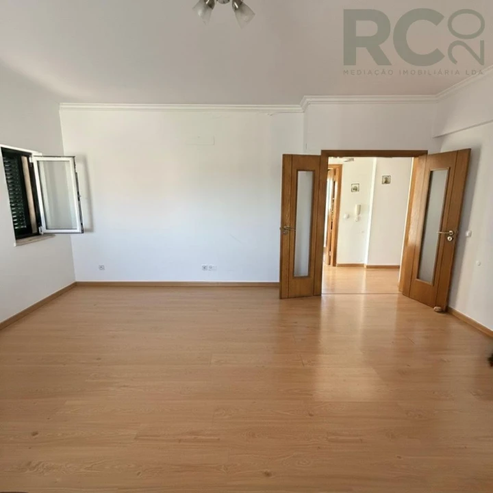 Loja para Venda em Salvaterra de Magos e Foros de Salvaterra Foto 15