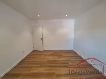 Moradia T1 para Venda em Moita dos Ferreiros