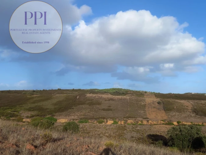 Terreno para Venda em Budens Foto 8