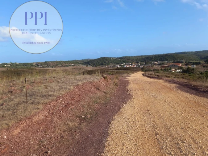 Terreno para Venda em Budens Foto 11