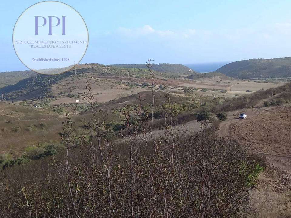 Terreno para Venda em Budens Foto 19