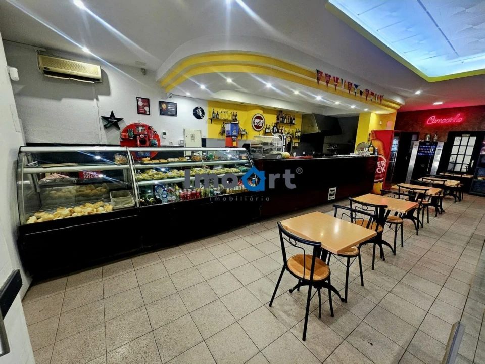 Loja para Trespasse em Custóias, Leça do Balio e Guifões Foto 7