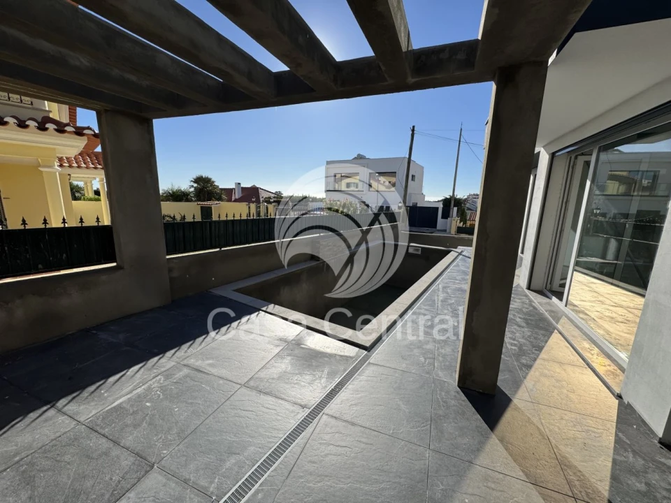 Moradia T3 para Venda em São Domingos de Rana Foto 15