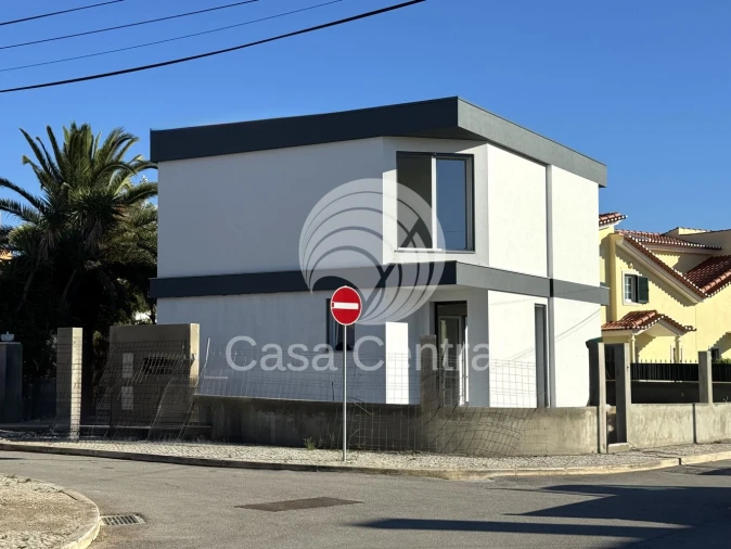 Moradia T3 para Venda em São Domingos de Rana Foto 7