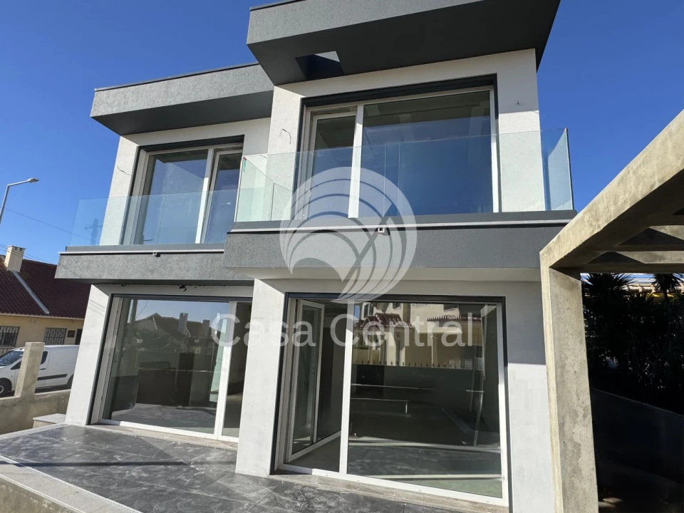 Moradia T3 para Venda em São Domingos de Rana Foto 18