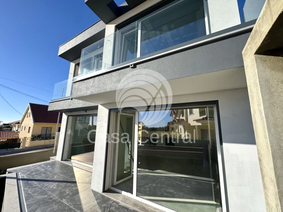 Moradia T3 para Venda em São Domingos de Rana Foto 12