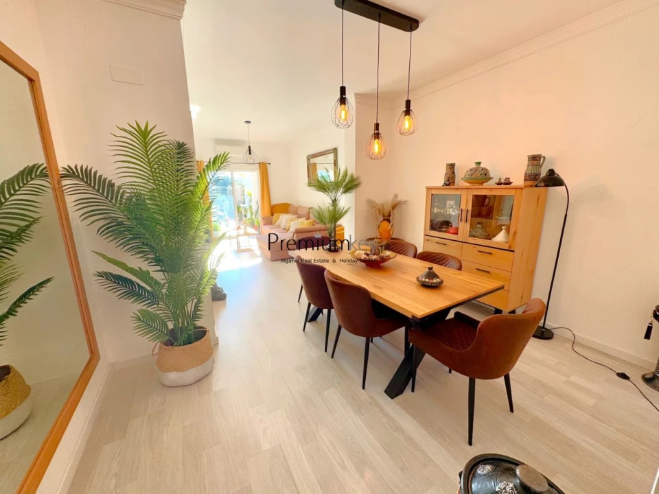 Moradia T2 para Venda em Albufeira e Olhos de Água Foto 8