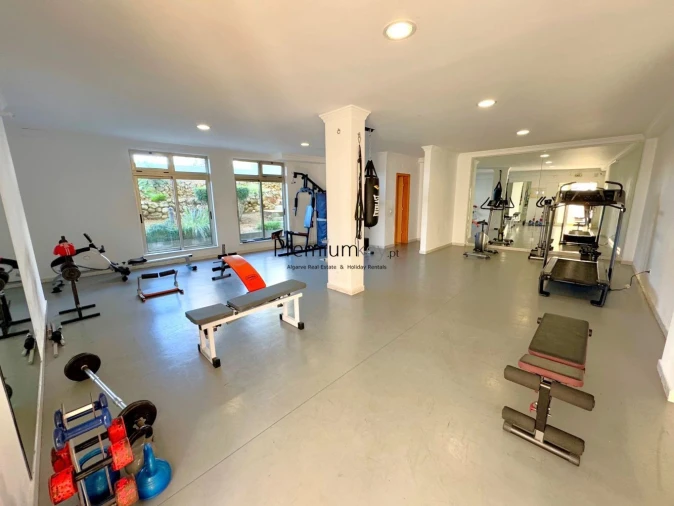 Apartamento T2 para Venda em Albufeira e Olhos de Água Foto 36