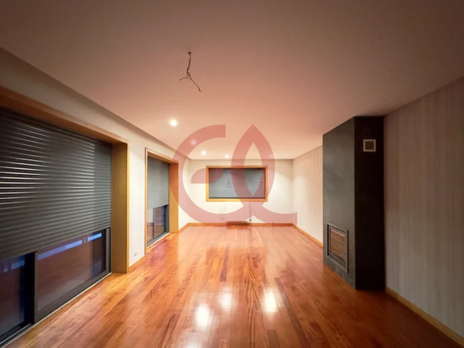 Apartamento T3 para Venda em Santa Maria Maior e Monserrate e Meadela Foto 2