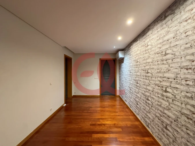 Apartamento T3 para Venda em Santa Maria Maior e Monserrate e Meadela Foto 17