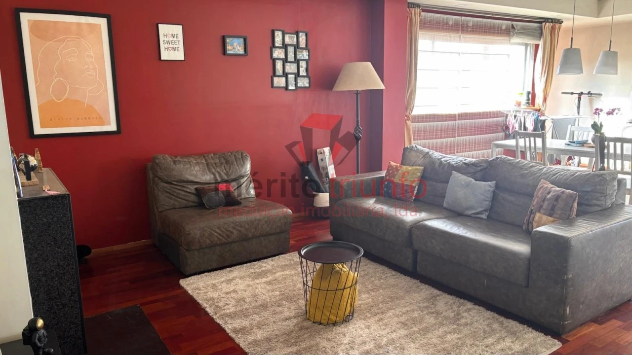 Apartamento T3 para Venda em Vila das Aves Foto 4