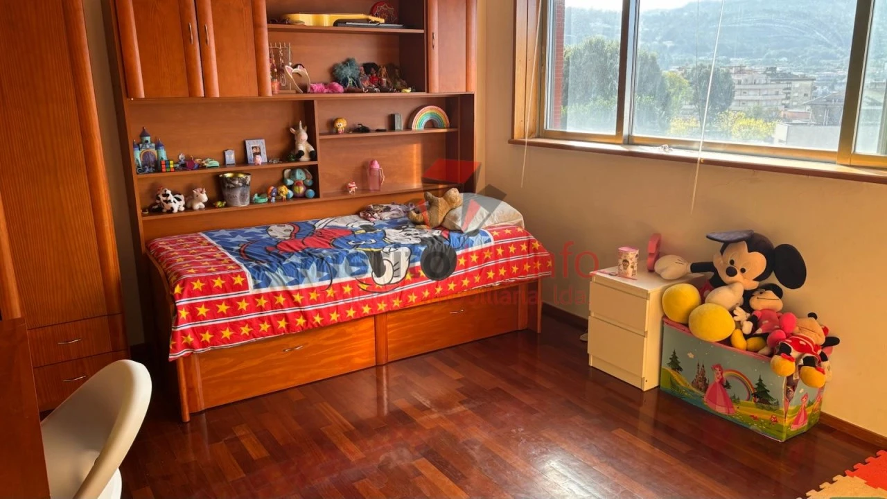 Apartamento T3 para Venda em Vila das Aves Foto 9