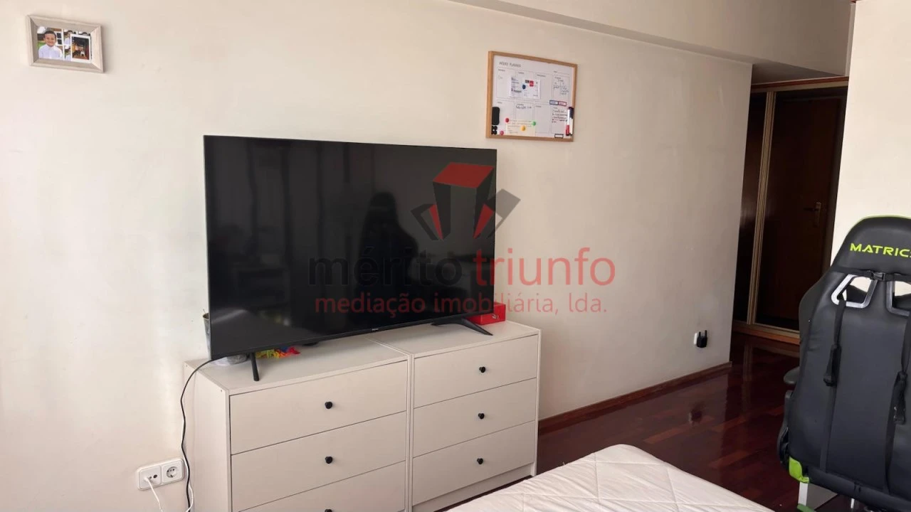 Apartamento T3 para Venda em Vila das Aves Foto 12