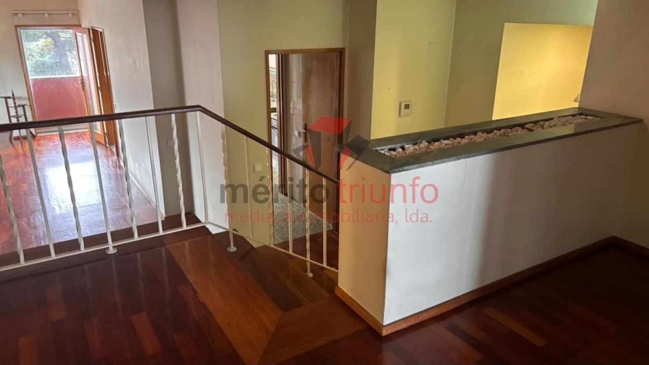 Apartamento T3 para Venda em Vila das Aves Foto 3