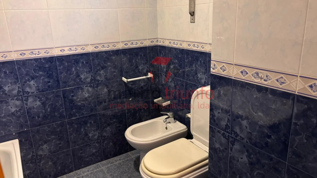 Apartamento T3 para Venda em Vila das Aves Foto 19