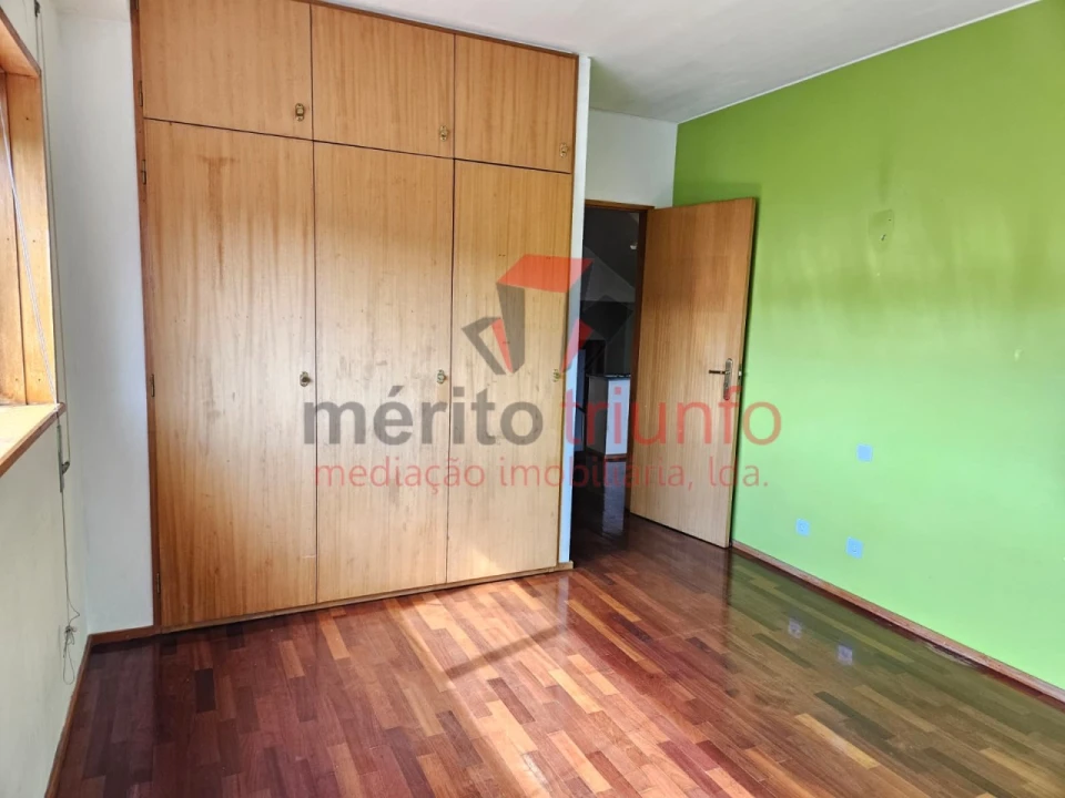 Apartamento T3 para Venda em Vila das Aves Foto 22