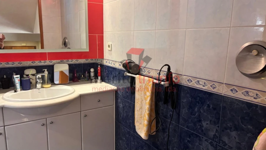 Apartamento T3 para Venda em Vila das Aves Foto 13