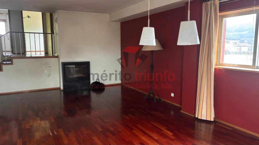 Apartamento T3 para Venda em Vila das Aves Foto 1