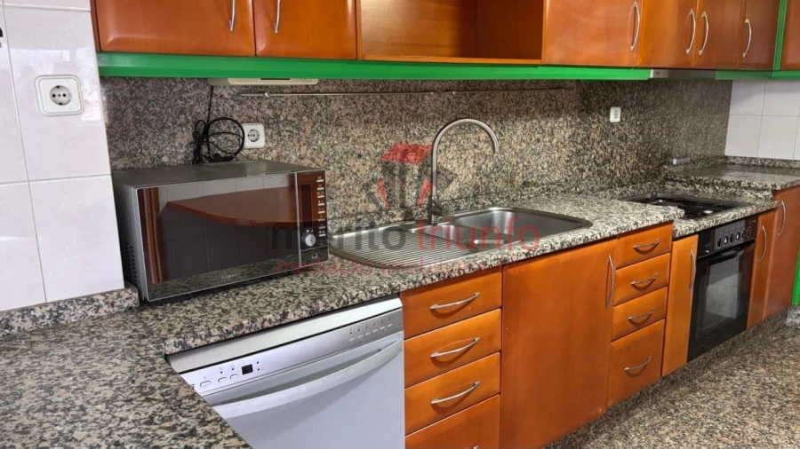 Apartamento T3 para Venda em Vila das Aves Foto 9