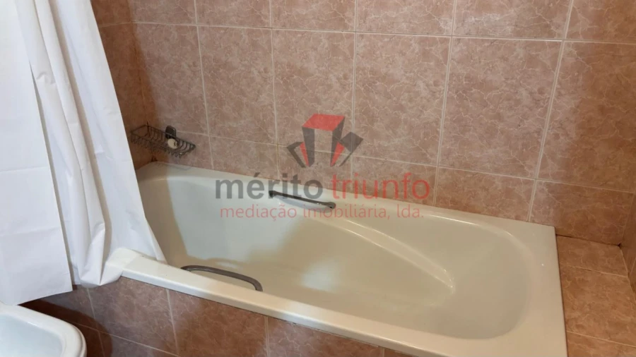 Apartamento T3 para Venda em Vila das Aves Foto 22