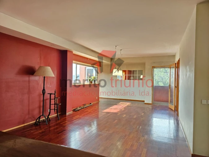 Apartamento T3 para Venda em Vila das Aves Foto 3