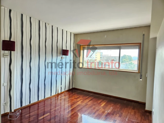Apartamento T3 para Venda em Vila das Aves Foto 27