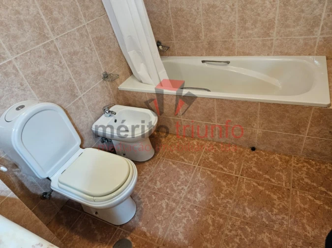 Apartamento T3 para Venda em Vila das Aves Foto 31