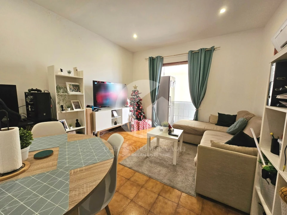 Apartamento T2 para Venda em Olhão Foto 4