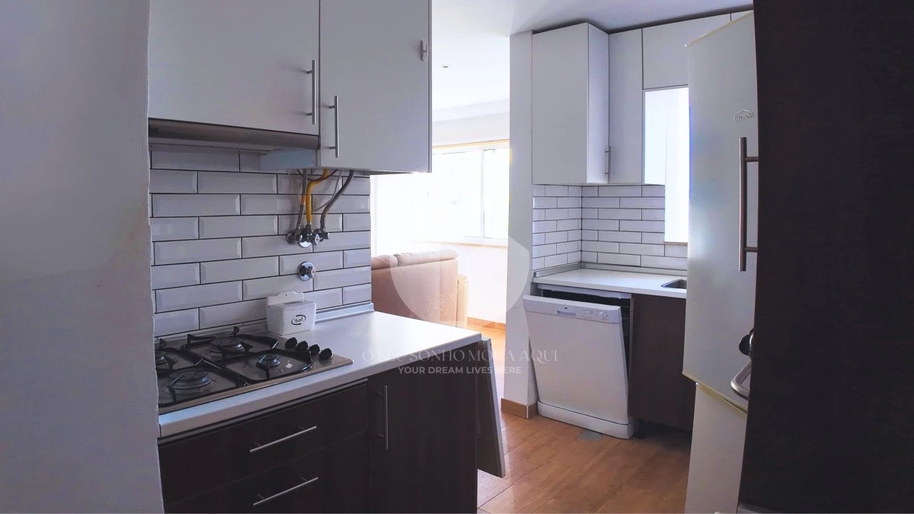 Apartamento T2 para Venda em Faro (Sé e São Pedro) Foto 11