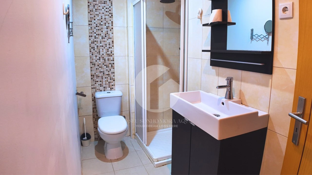 Apartamento T2 para Venda em Faro (Sé e São Pedro) Foto 14