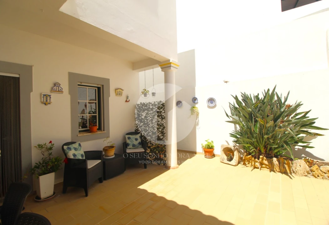 Moradia T3 para Venda em Olhão Foto 5