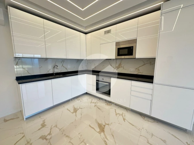 Apartamento T3 para Venda em Quarteira Foto 6