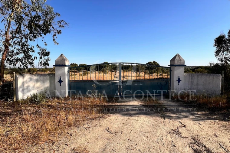 Quinta T1 para Venda em Monte da Pedra