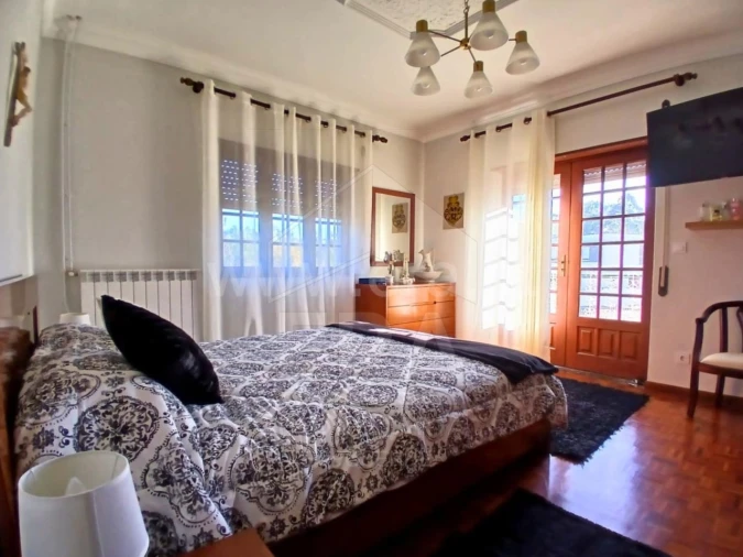 Moradia T5 para Venda em Darque Foto 7