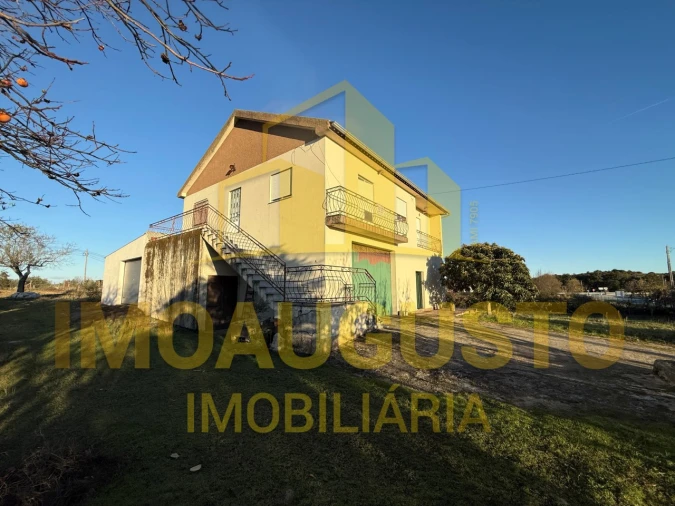 Moradia T3 para Venda em Marialva Foto 2