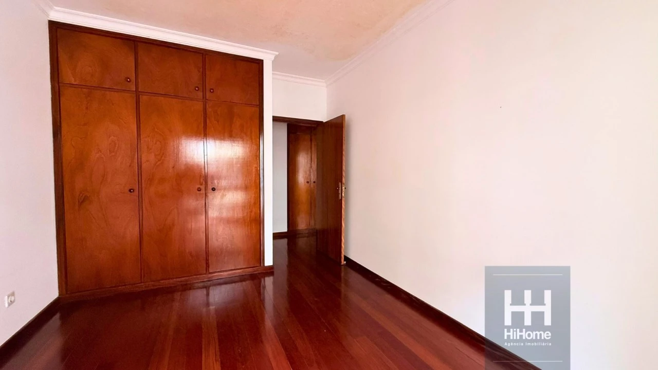 Apartamento T2 para Venda em Santa Cruz Foto 24