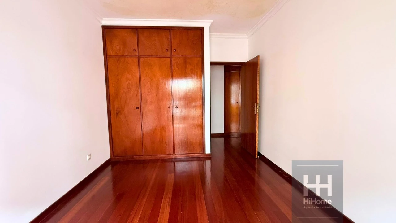 Apartamento T2 para Venda em Santa Cruz Foto 25