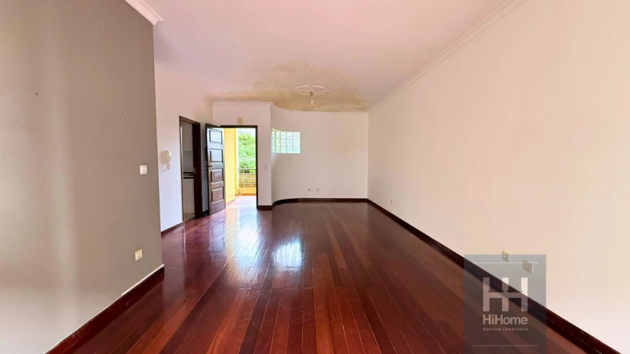 Apartamento T2 para Venda em Santa Cruz Foto 10