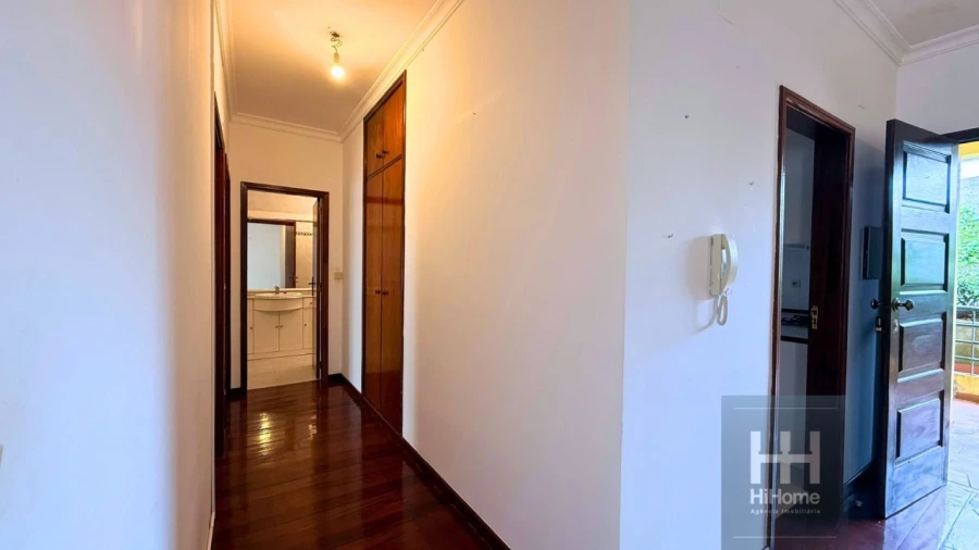 Apartamento T2 para Venda em Santa Cruz Foto 28