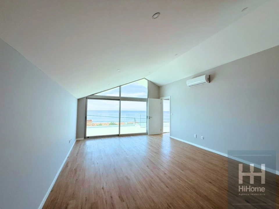 Moradia T4 para Venda em Paul do Mar Foto 28