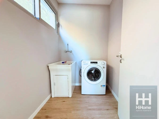 Moradia T4 para Venda em Paul do Mar Foto 11