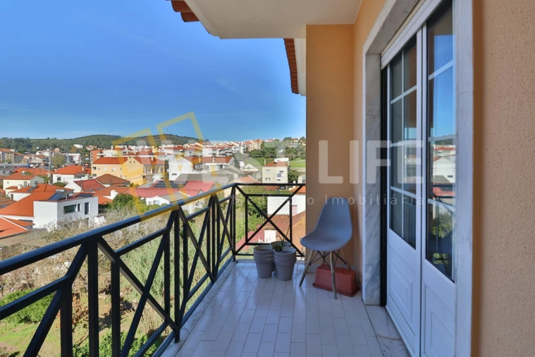 Apartamento T3 para Venda em Malveira e São Miguel de Alcainça